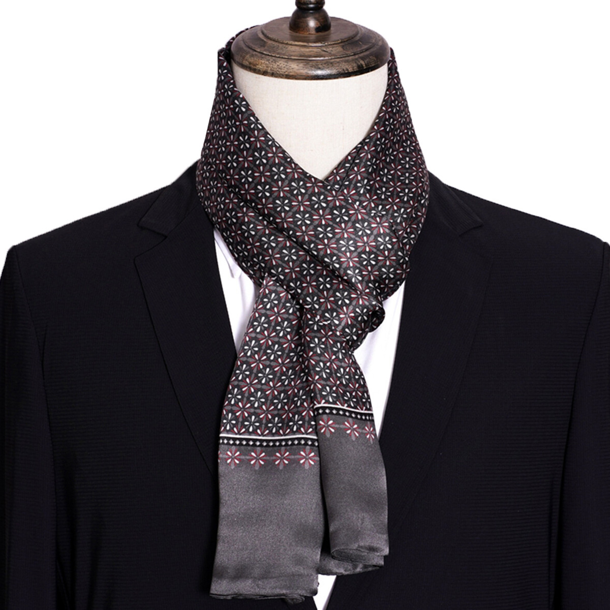 Nouveau foulard en soie à rayu - Men'S Accessories Premium avis et prix